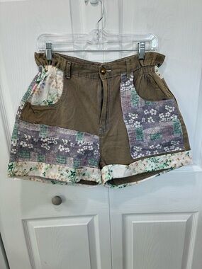 POL High-Waist Patchwork Floral Shorts in Brown and Lavender